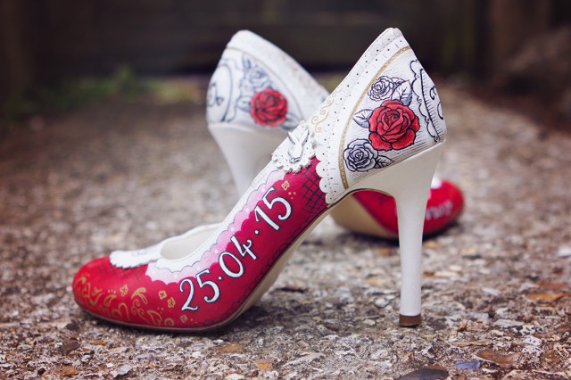 chaussures de mariée customisées à la main par Middo Shoes